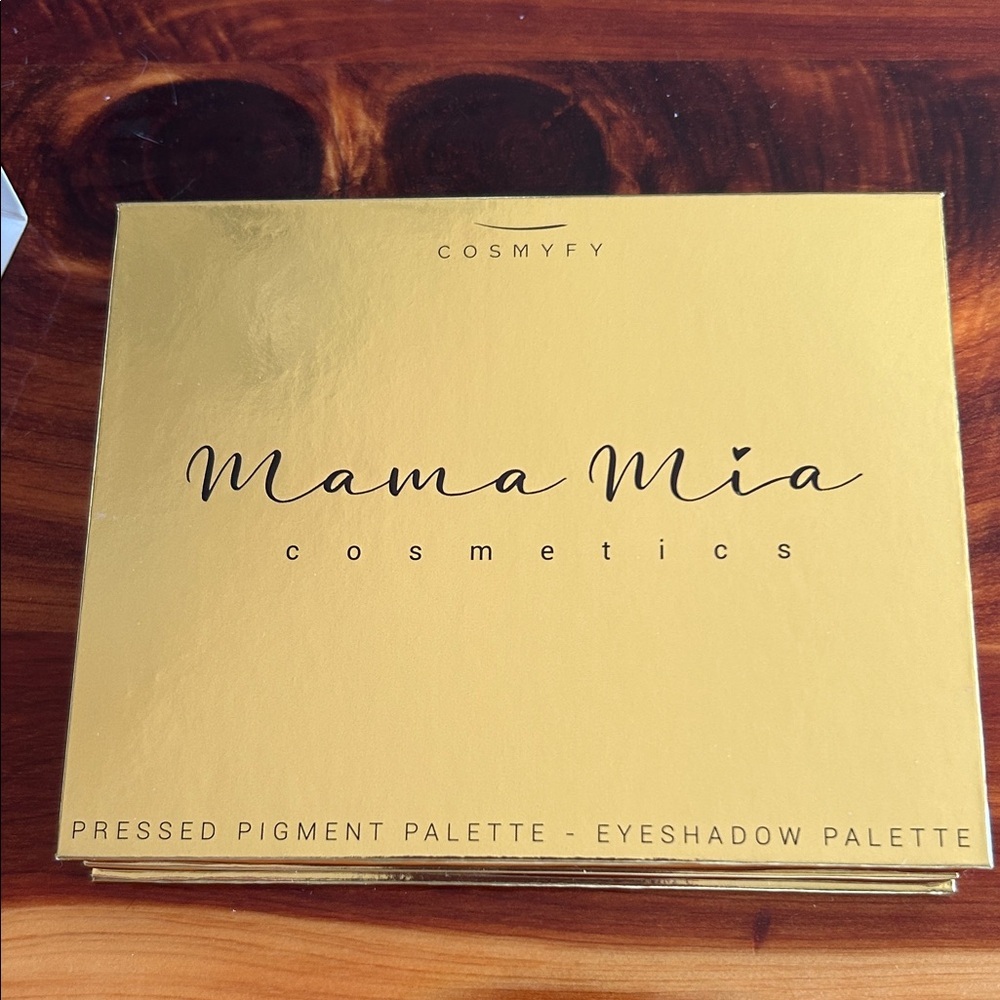 Dramatic Eyeshadow Palette by Unknown Brand - Picture 2 of 3